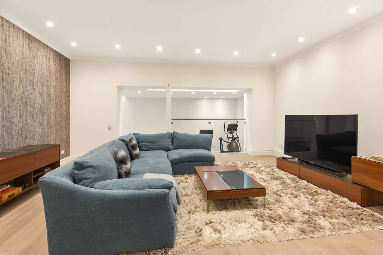Inverness Gardens, London, W8 4RN, photo 7