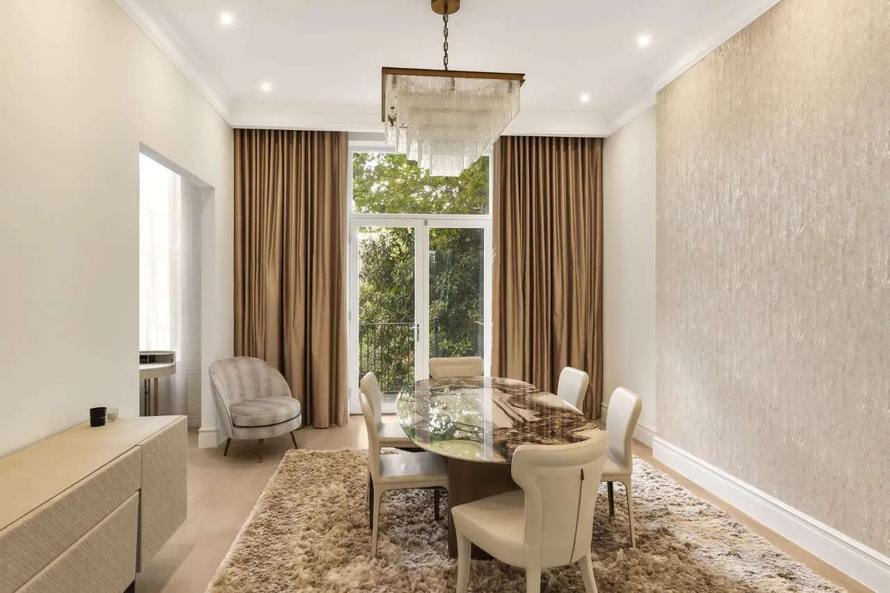 Inverness Gardens, London, W8 4RN, photo 3