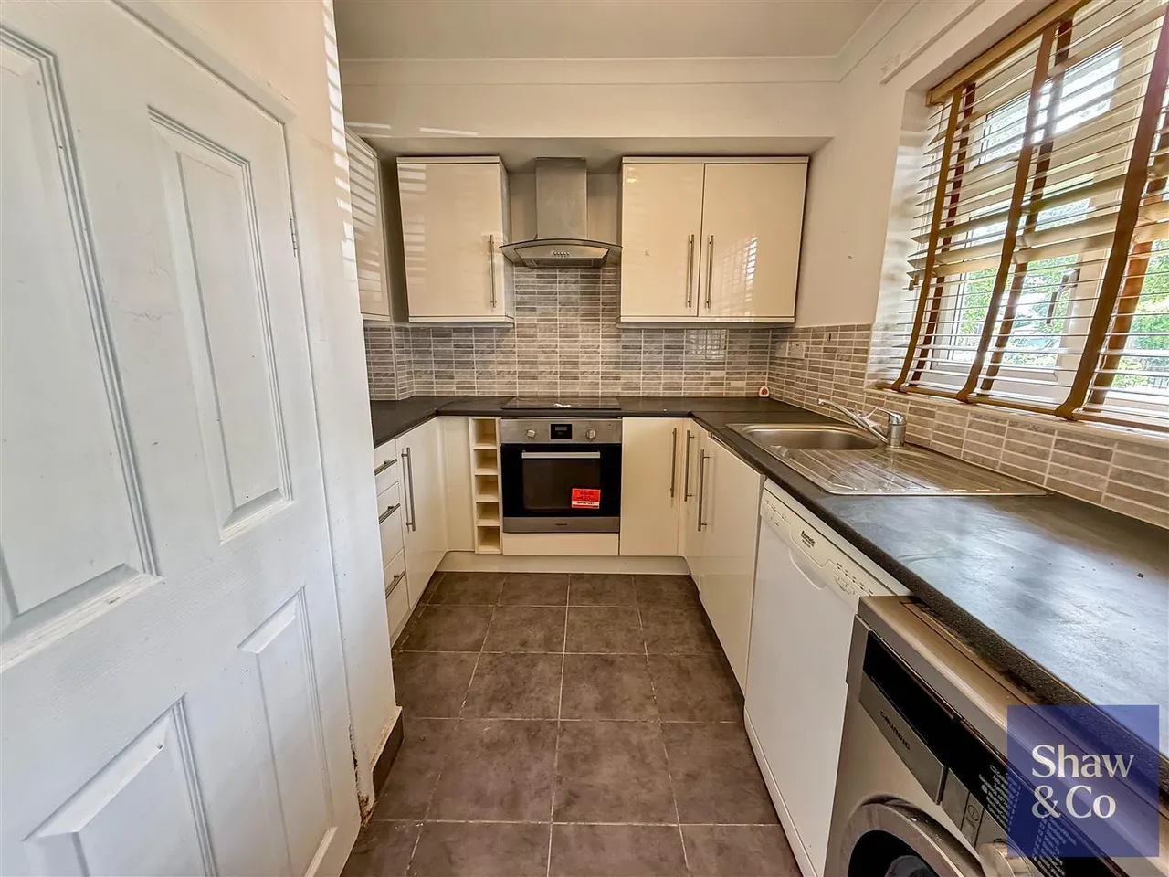 Woodlands Road, Isleworth, photo 2