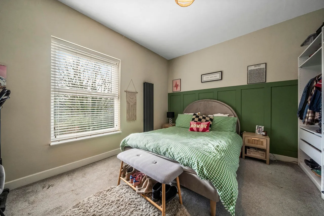 Winmarleigh Gardens, Leigh, Leigh, WN7 3JF, photo 9