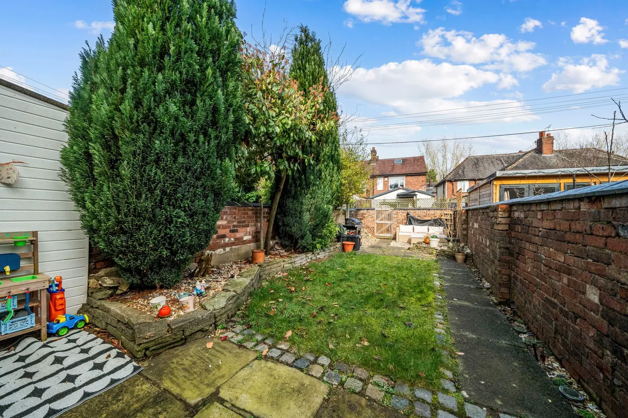 Winmarleigh Gardens, Leigh, Leigh, WN7 3JF, photo 16