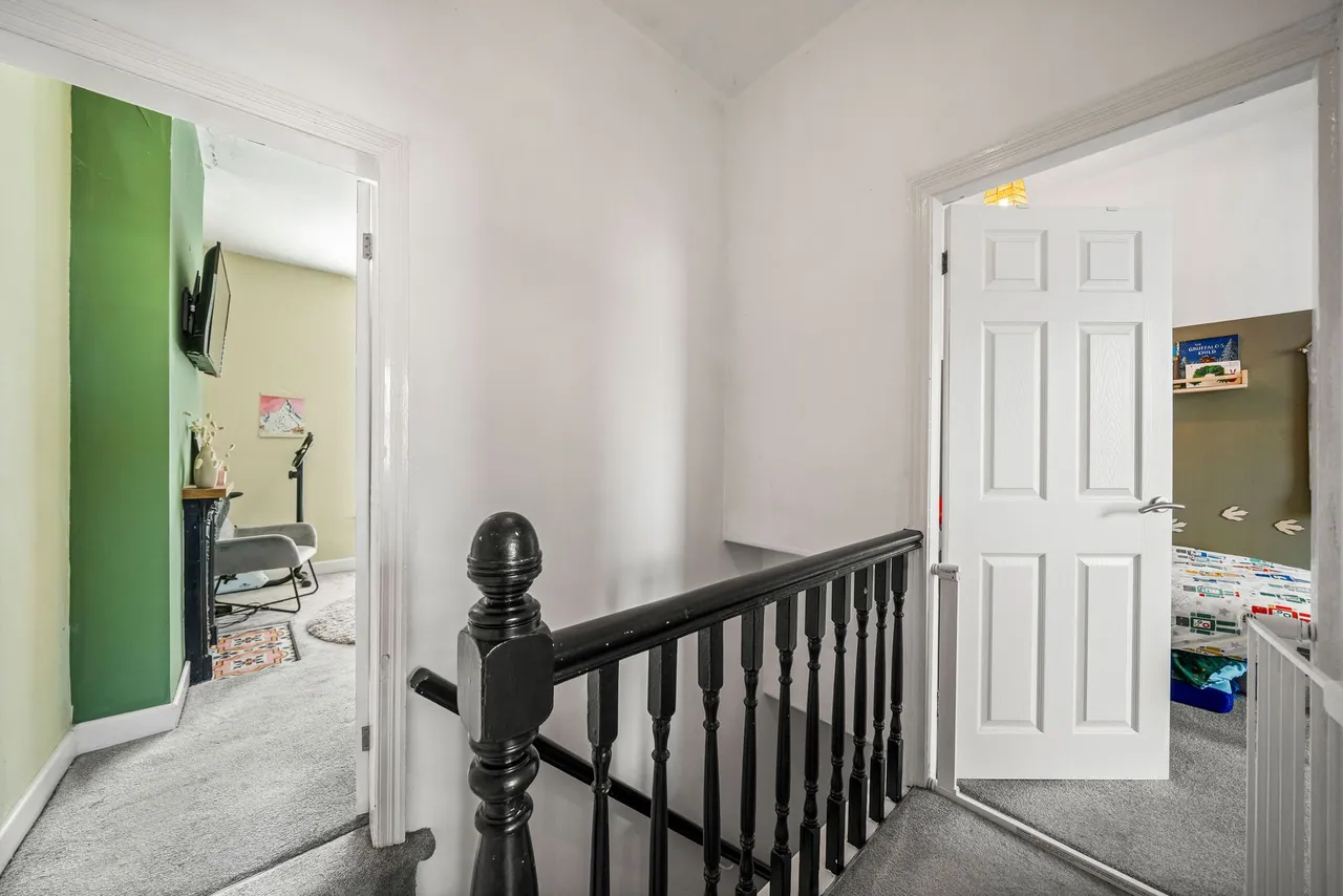 Winmarleigh Gardens, Leigh, Leigh, WN7 3JF, photo 11