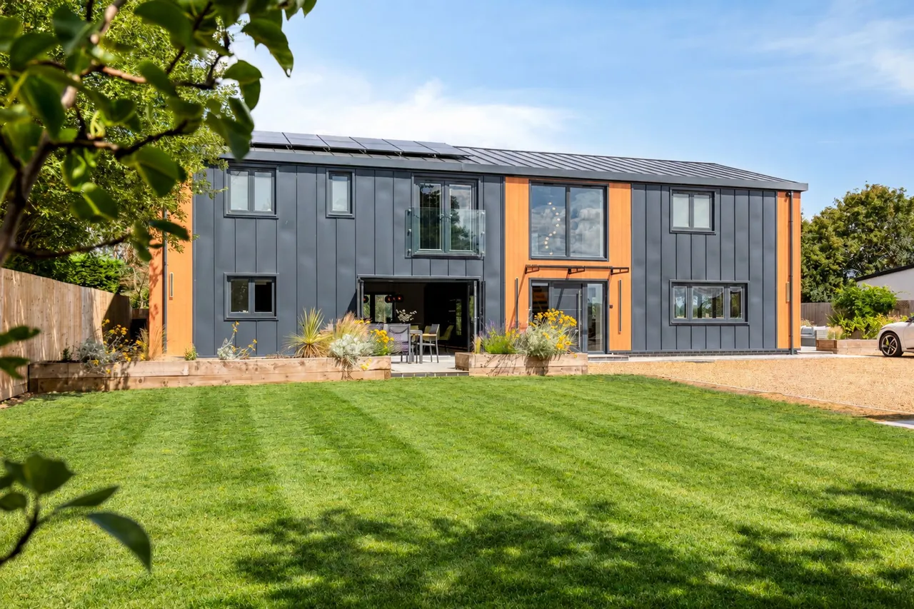 4 bed house for sale, Smart New Build Home in Tibenham