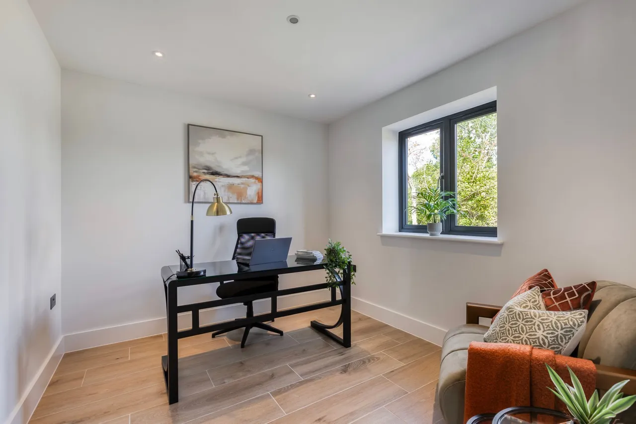 Smart New Build Home in Tibenham, photo 9
