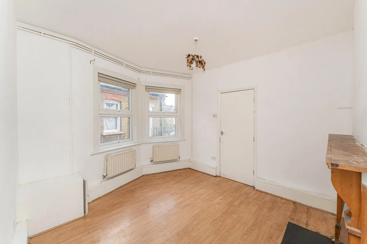 Gladstone Avenue, Wood Green, N22, photo 6