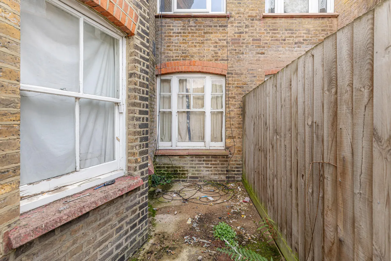 Gladstone Avenue, Wood Green, N22, photo 16