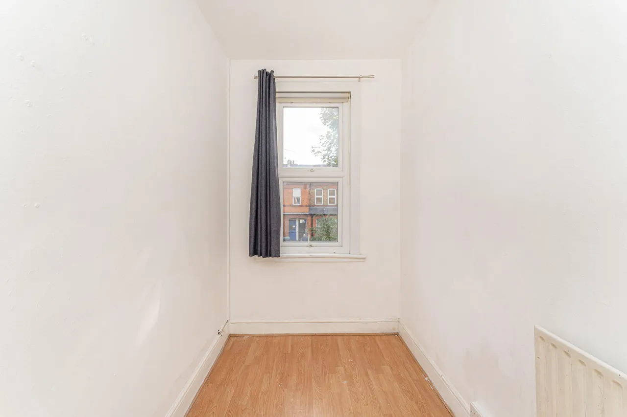 Gladstone Avenue, Wood Green, N22, photo 13