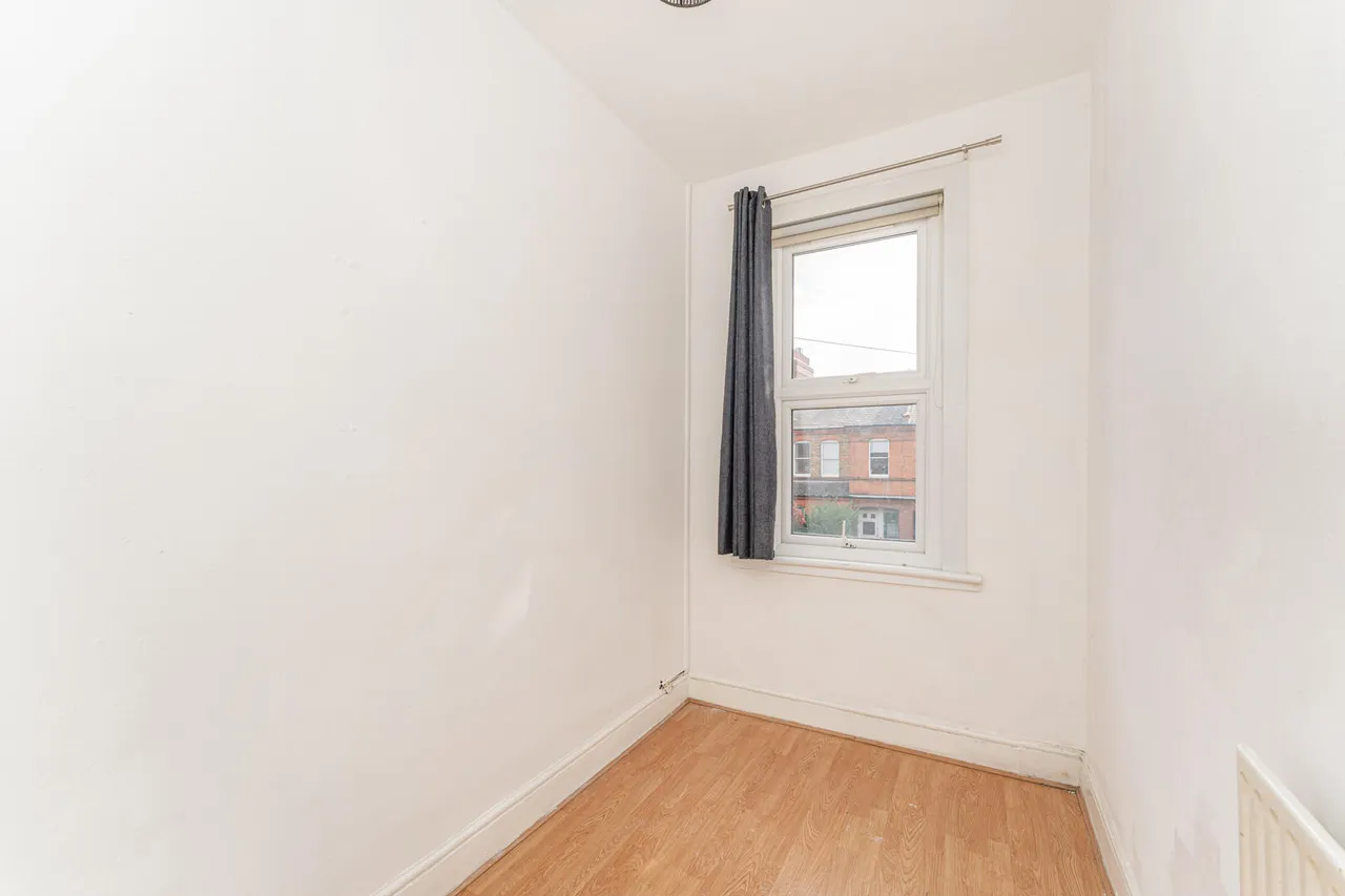 Gladstone Avenue, Wood Green, N22, photo 12