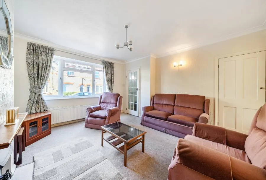 St. Johns Road, Carshalton, SM5, photo 5