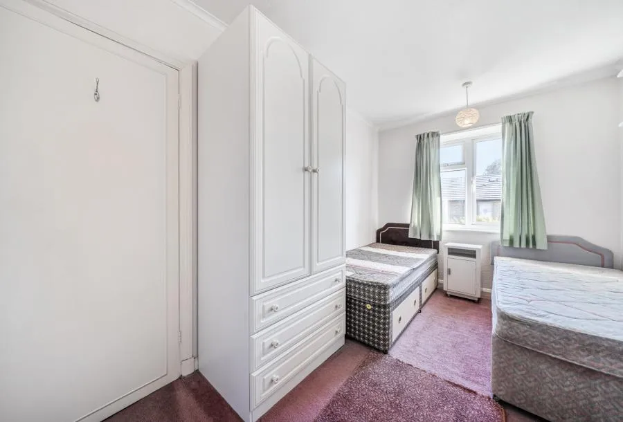 St. Johns Road, Carshalton, SM5, photo 7
