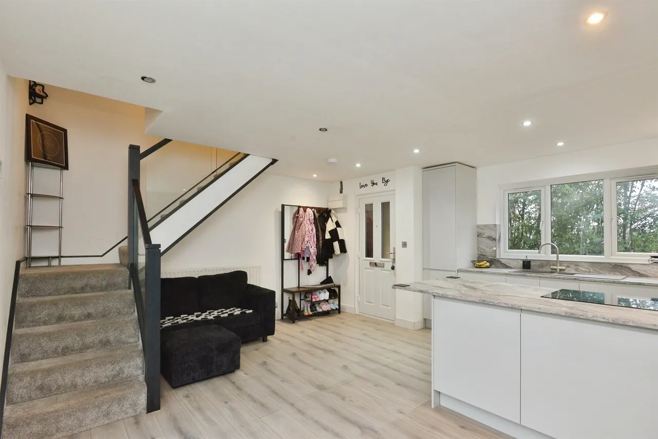 Sutton Court, Emerson Valley, MK4, photo 6