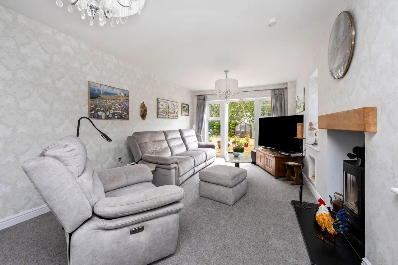 Firs Close, Horsham, RH12, photo 7