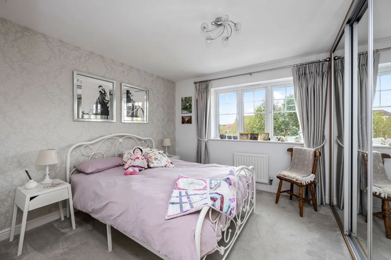 Firs Close, Horsham, RH12, photo 18