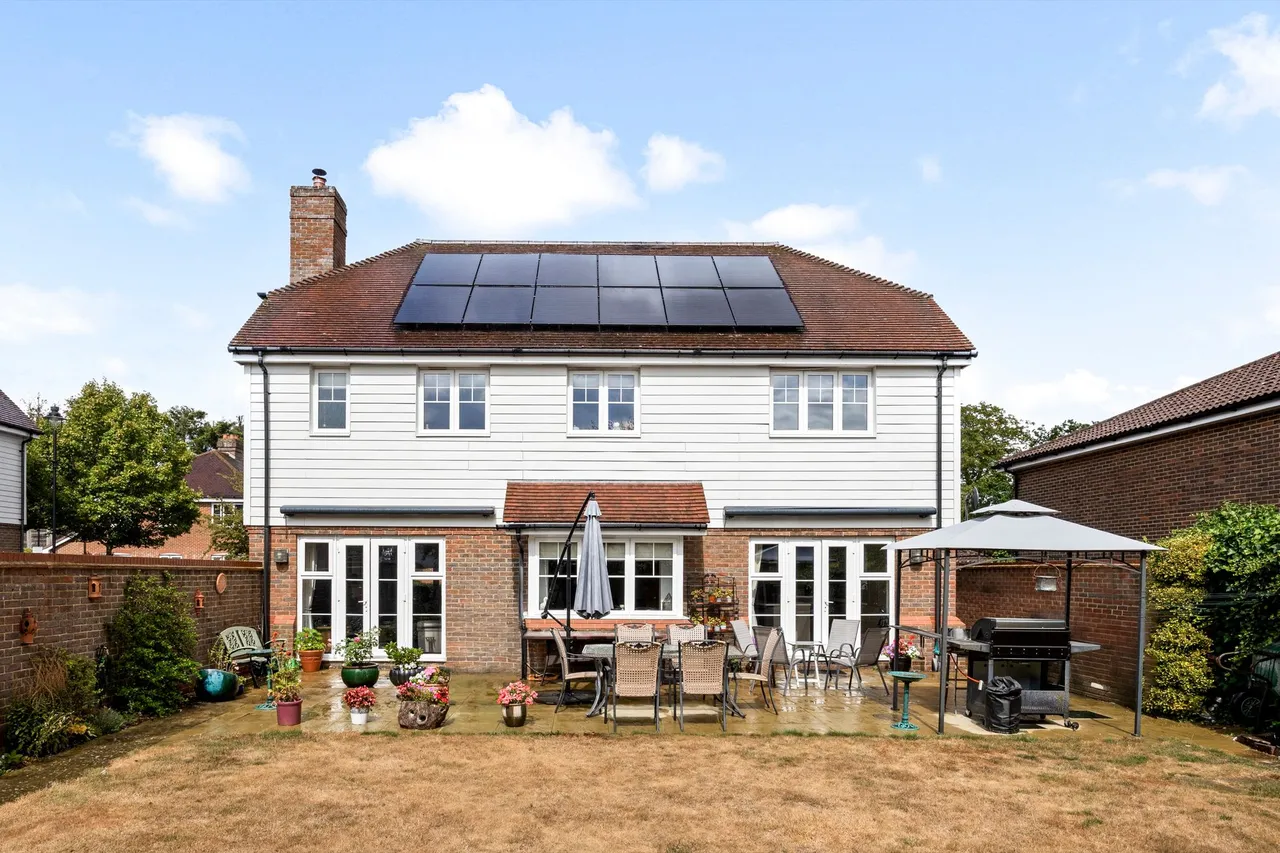 Firs Close, Horsham, RH12, photo 23