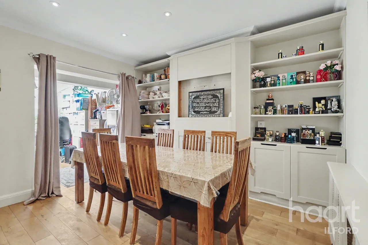 Canterbury Avenue, Ilford, IG1, photo 6