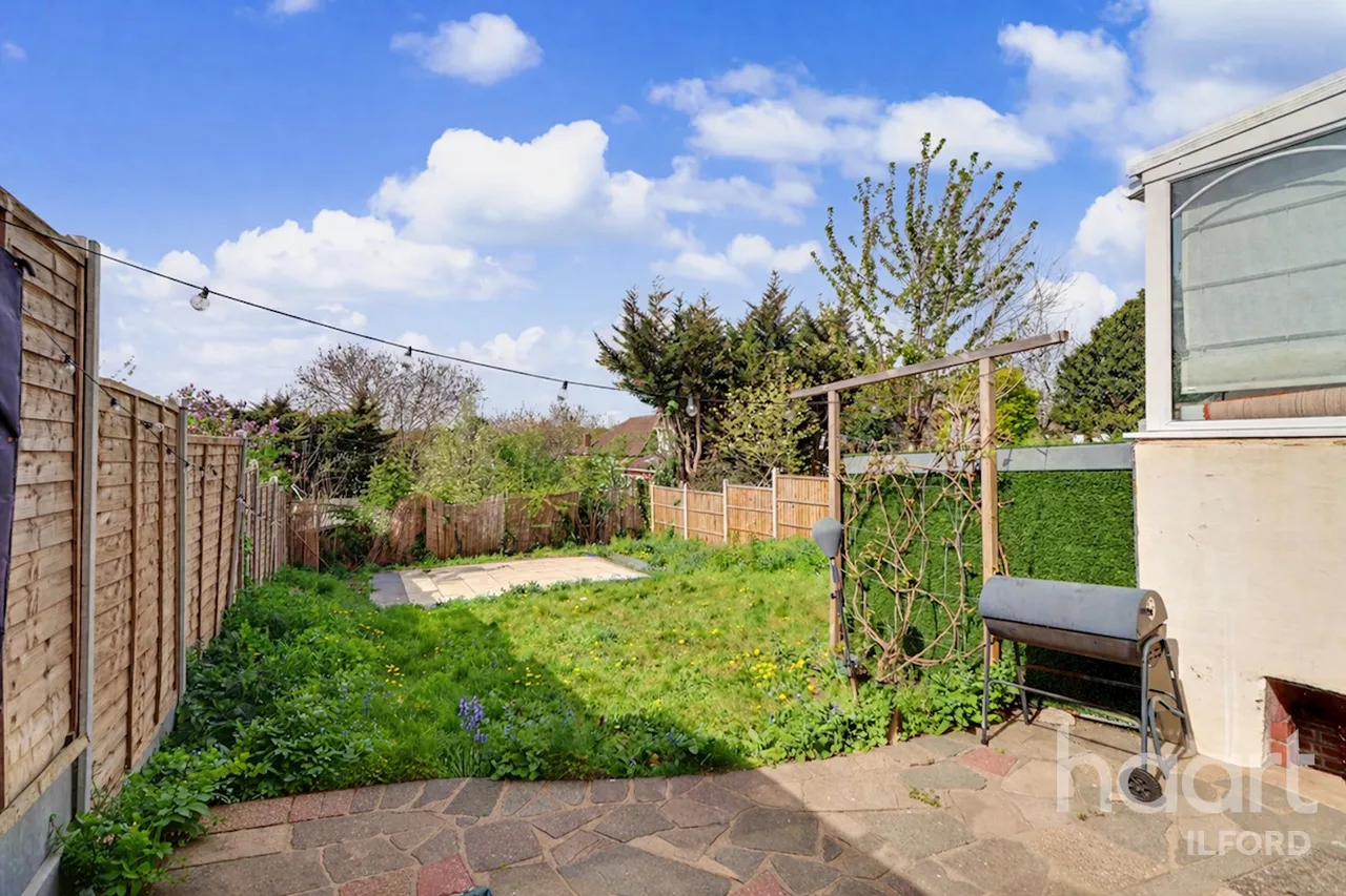 Canterbury Avenue, Ilford, IG1, photo 19