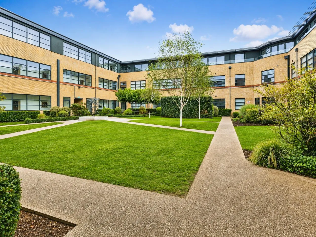 Heron Drive, Slough, SL3, photo 5