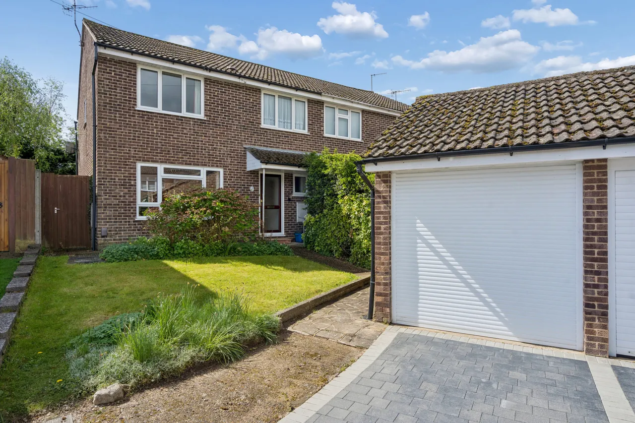 4 bed house for sale — Grove Hall Road, Bushey, Bushey, WD23 2EH
