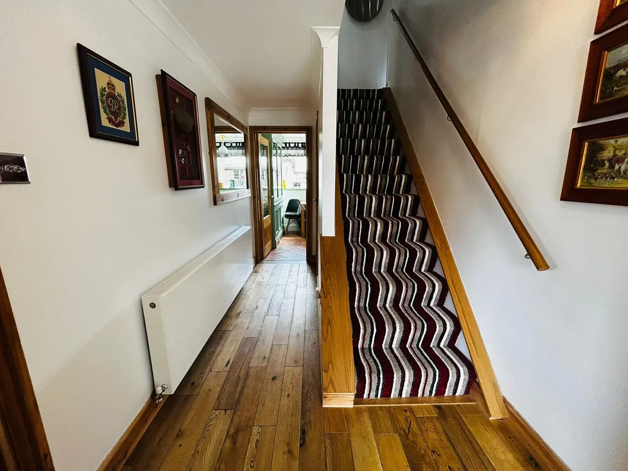Outlands Drive, Hinckley, photo 4