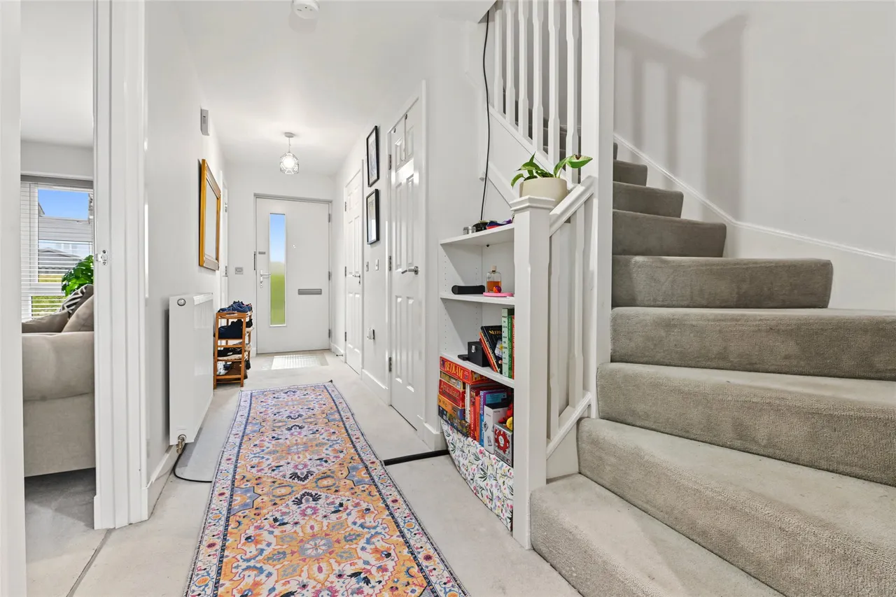 Kennaway Avenue, Perth, PH1, photo 6