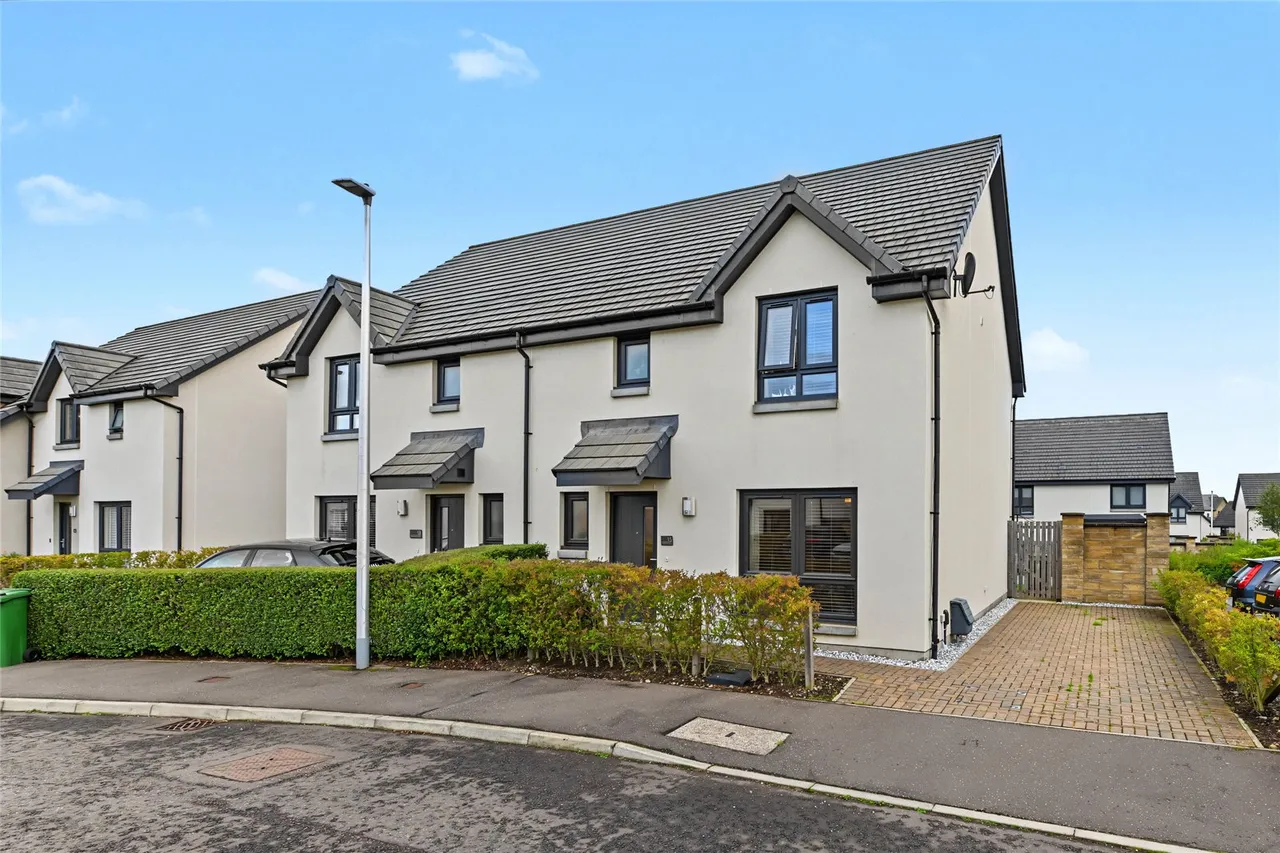 3 bed house for sale, Kennaway Avenue, Perth, PH1
