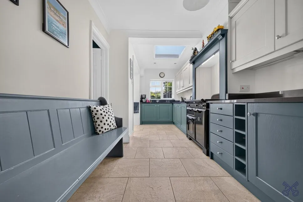 Cheltenham Road, Evesham, WR11, photo 8