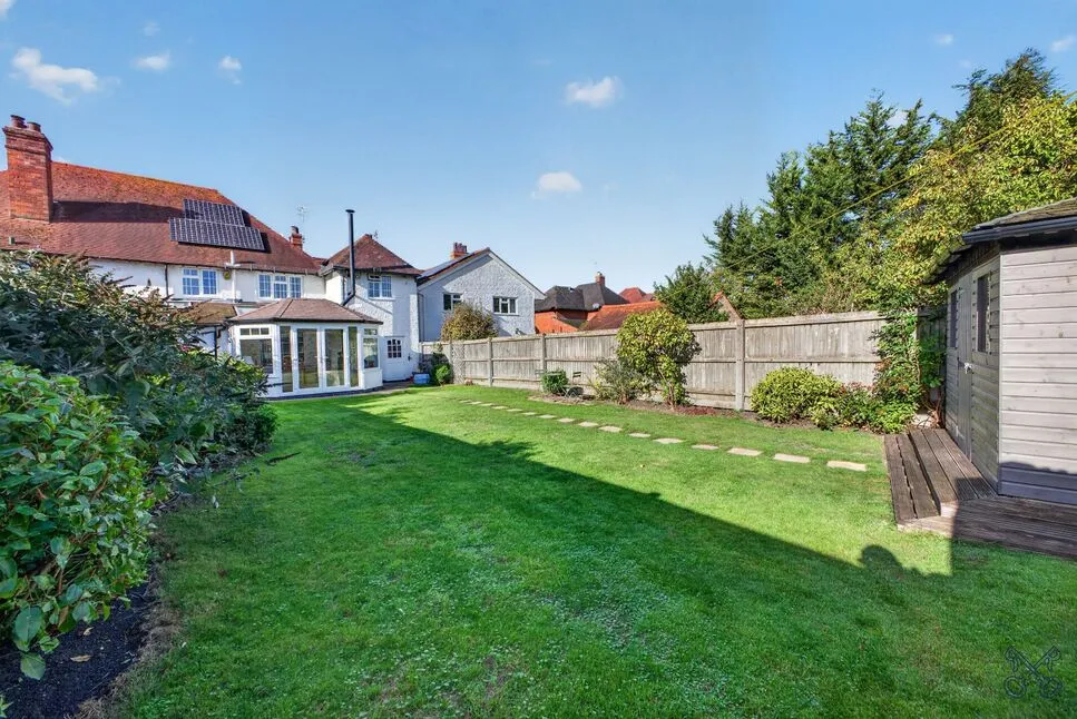 Cheltenham Road, Evesham, WR11, photo 30