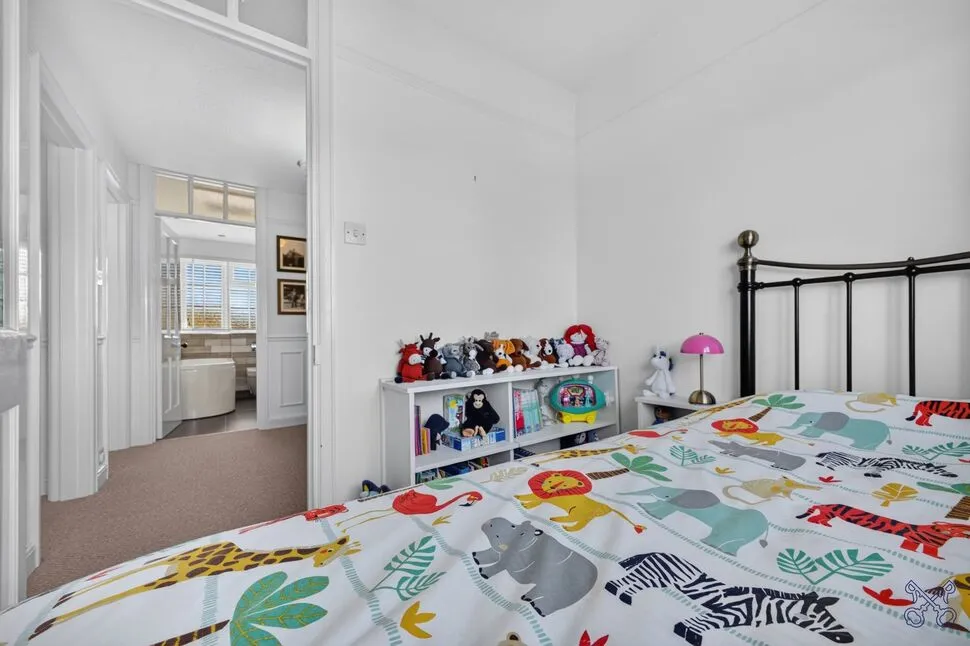Cheltenham Road, Evesham, WR11, photo 28