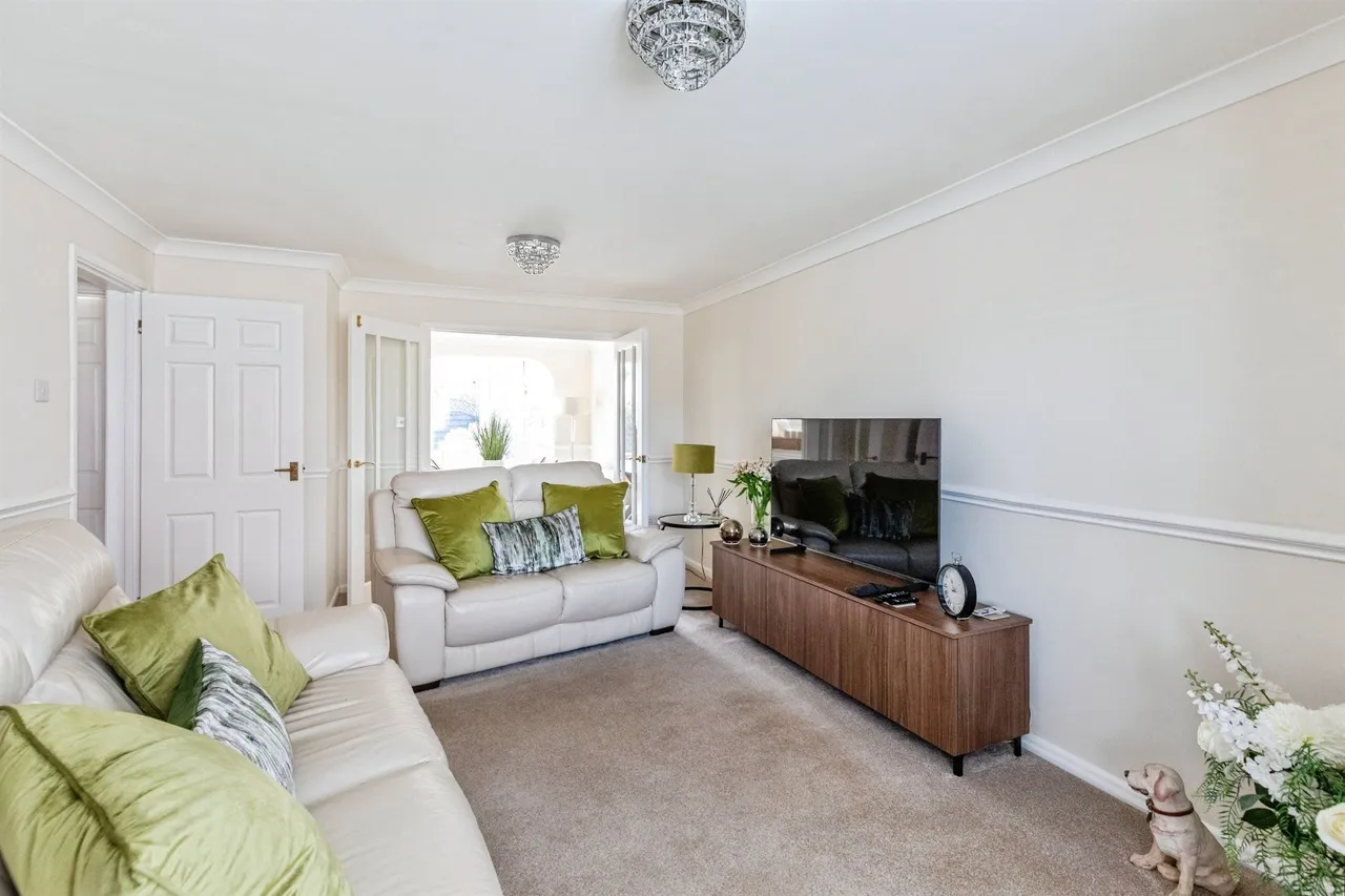 Tyne Close, Wellingborough, photo 4