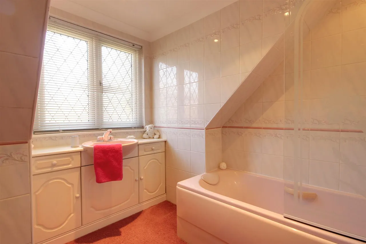 Walnut Close, Cottingham, photo 22