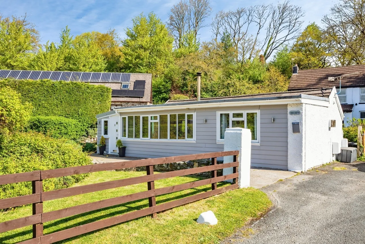 Felin Ban Farm Estate, Cardigan, SA43, photo 2