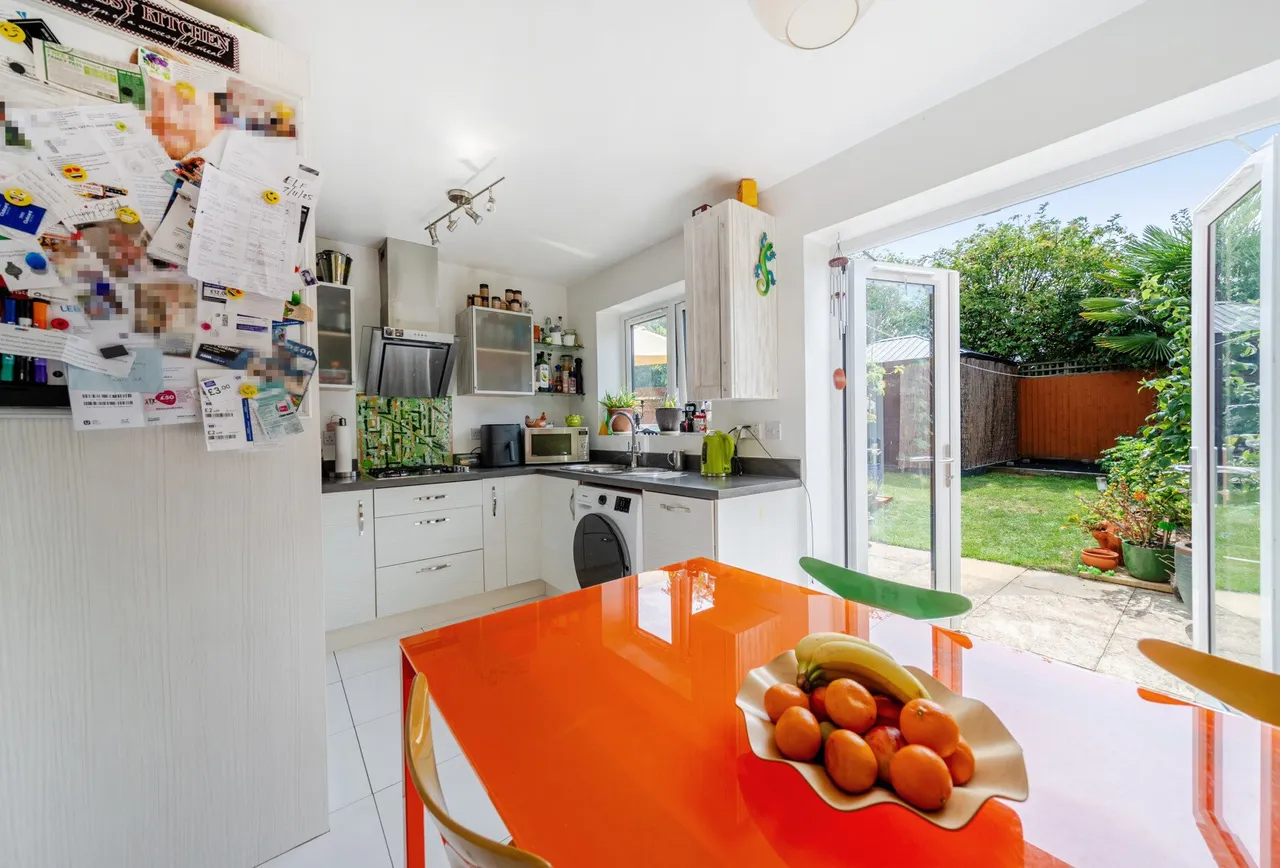 Festival Way, Cheltenham, GL50 4DN, photo 3