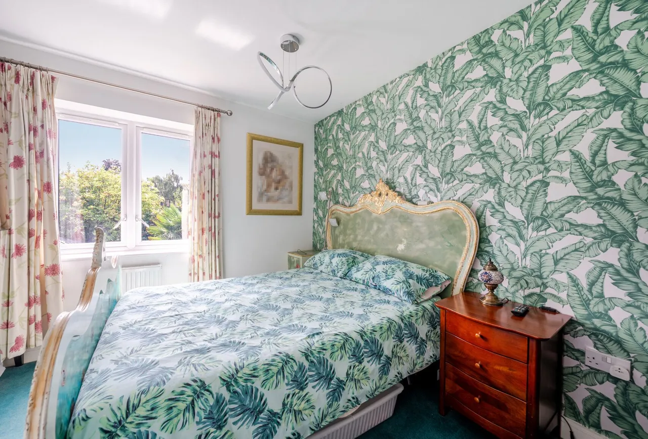 Festival Way, Cheltenham, GL50 4DN, photo 8