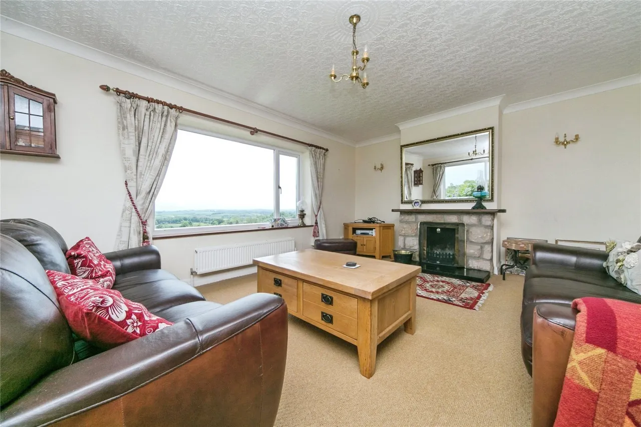 LLanbedrgoch, Talwrn, LL77, photo 6
