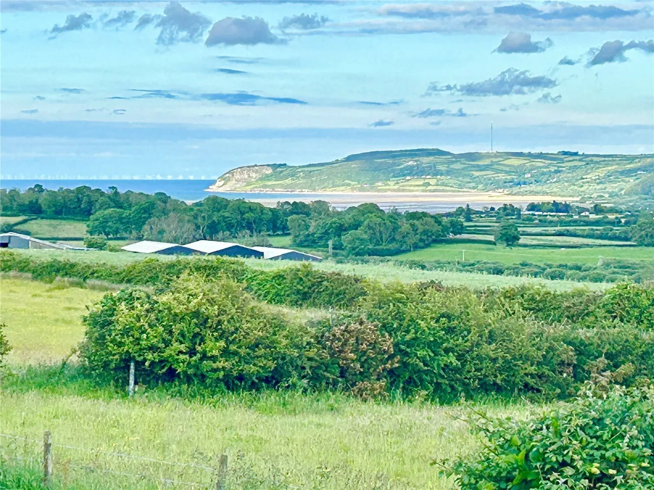 LLanbedrgoch, Talwrn, LL77, photo 15