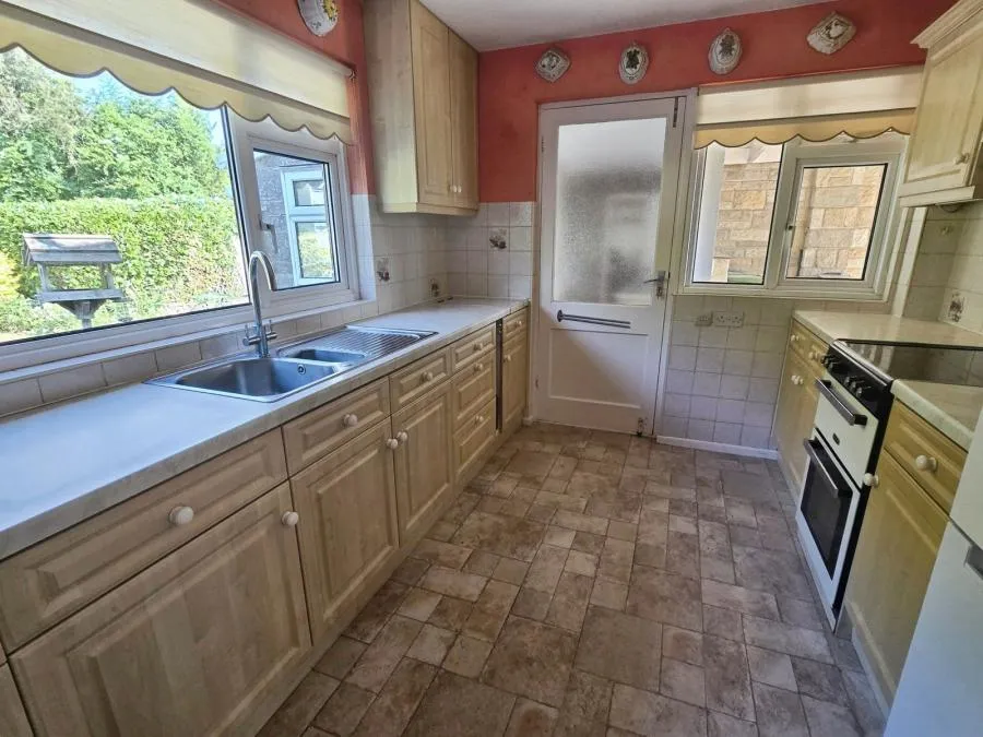Holmfield Avenue, Thorley, PO41, photo 5