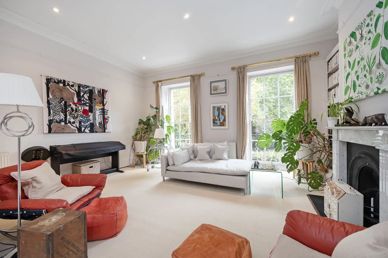 5 bed house for sale — 45 Wilmington Square, London
