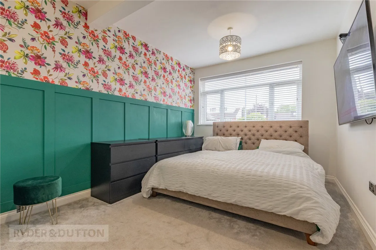 Coniston Close, Chadderton, OL9, photo 12