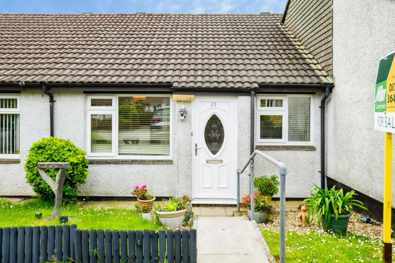 2 bed house for sale, Tremaine Close, Penzance, TR18