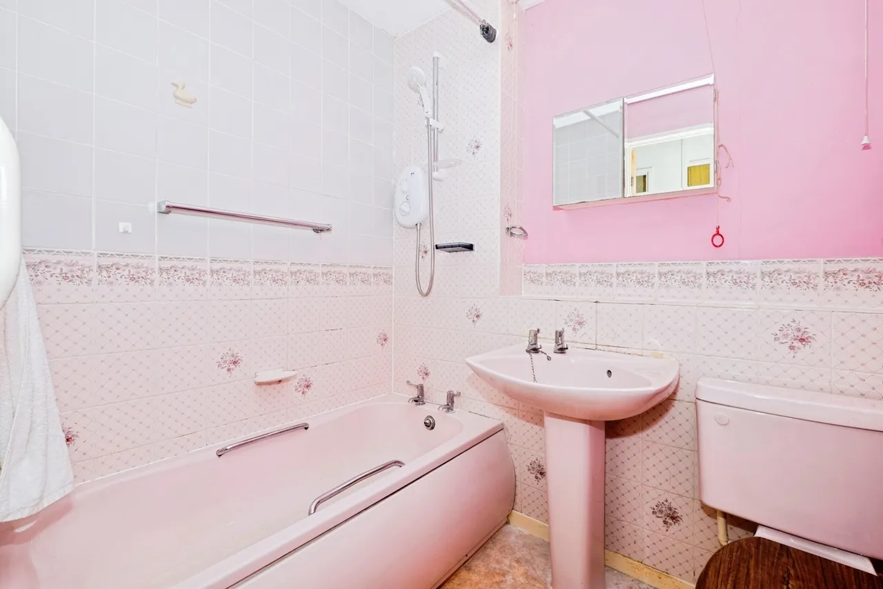 Tremaine Close, Penzance, TR18, photo 20