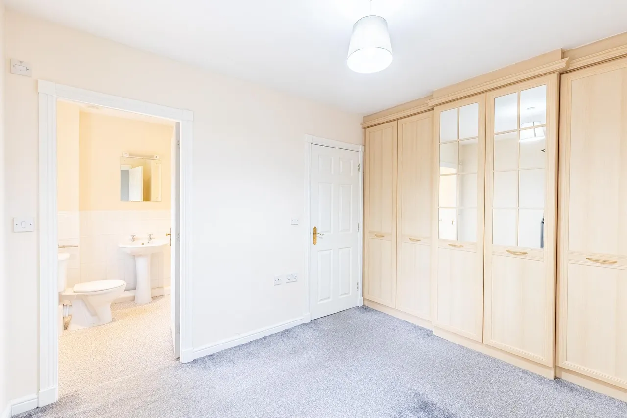 Mansion Gate Square, Chapel Allerton, LS7, photo 7