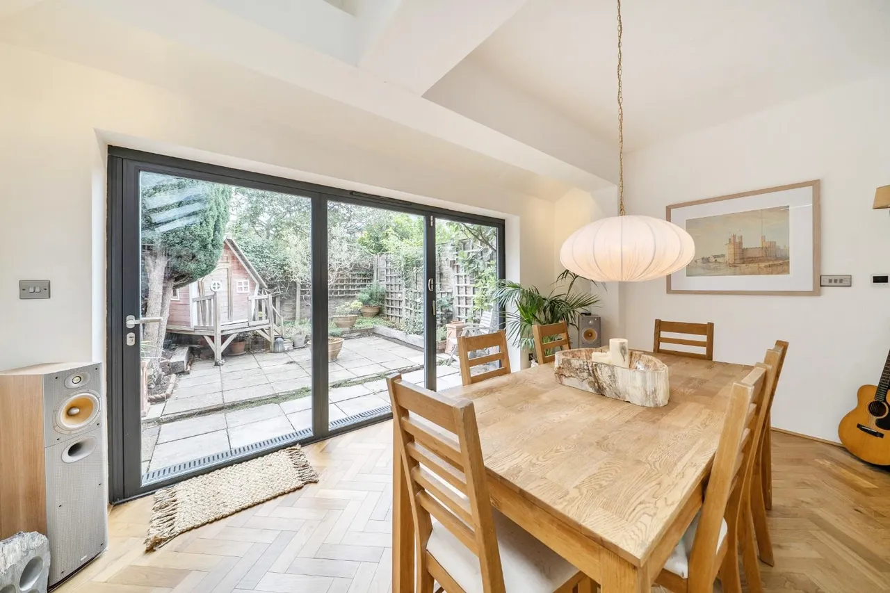 Devereux Road, Windsor, photo 5