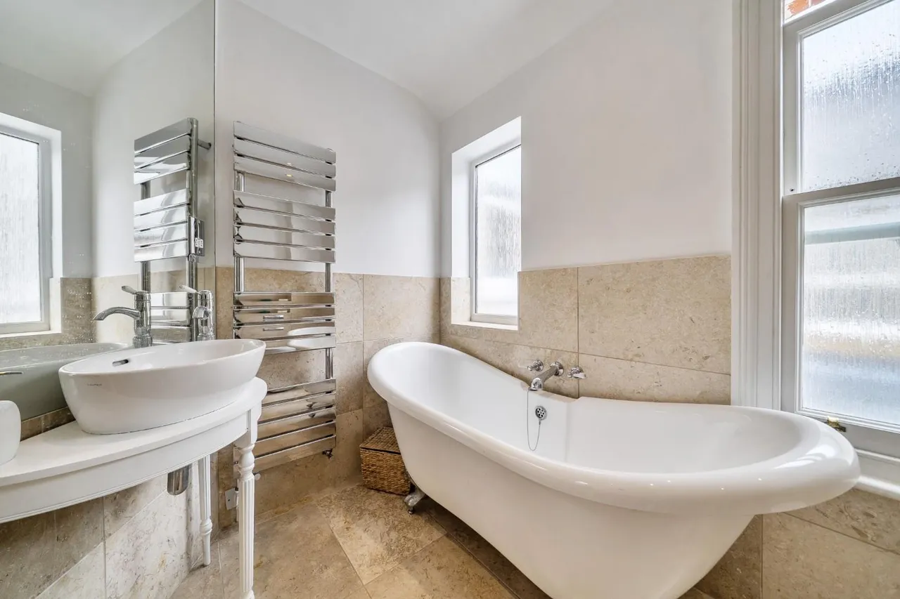 Devereux Road, Windsor, photo 11