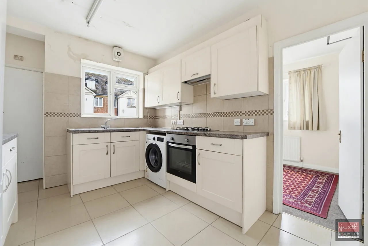 Church Road, Ashford, TW15, photo 5