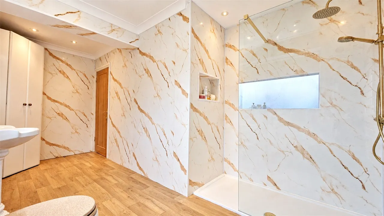 Shanklin Road, Liverpool, L15, photo 18