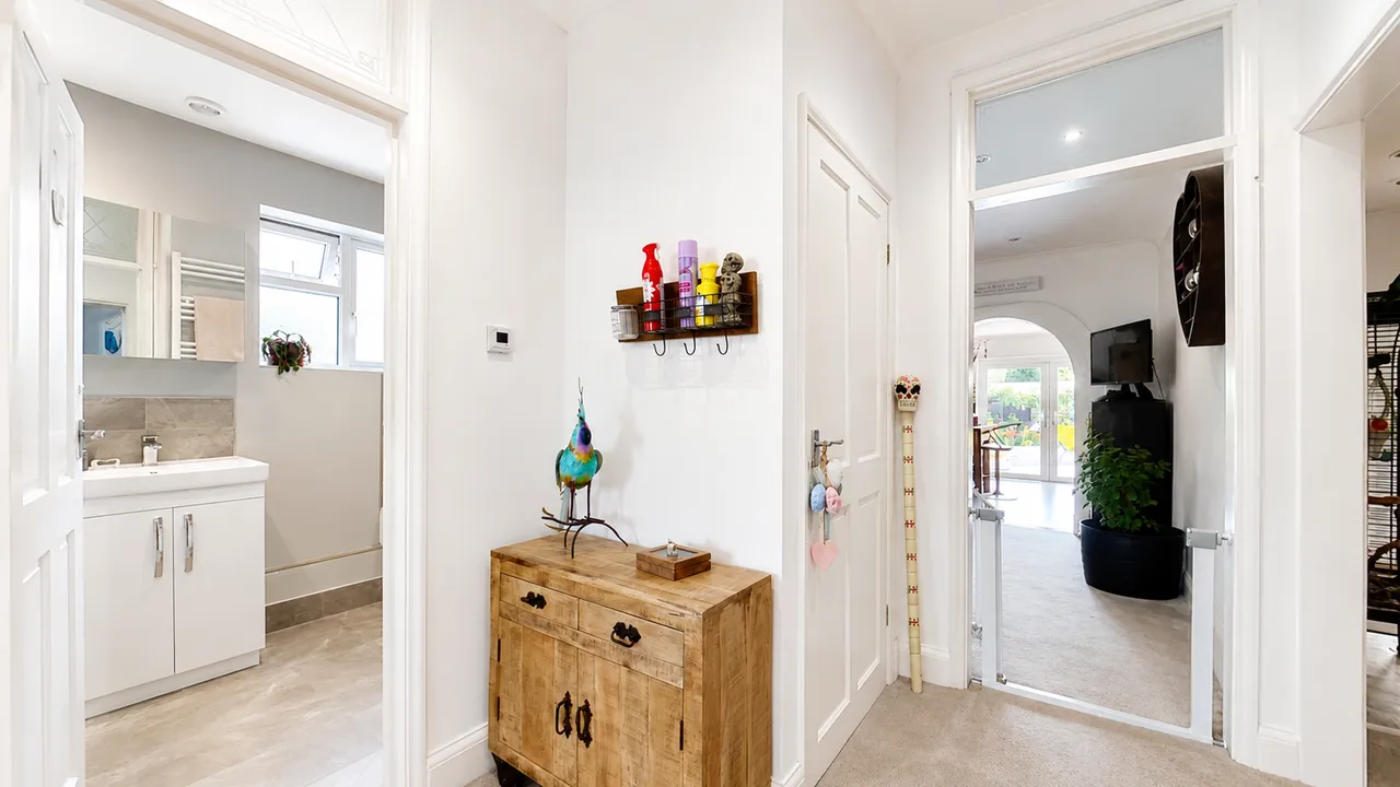 Meverall Avenue, Cliffsend, CT12, photo 9