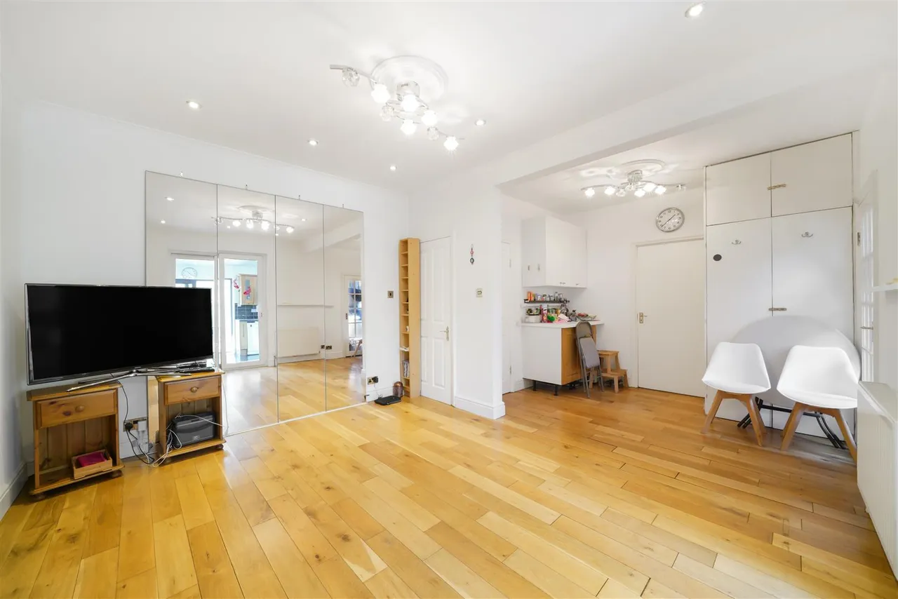 Greenford Road, Harrow, HA1, photo 4