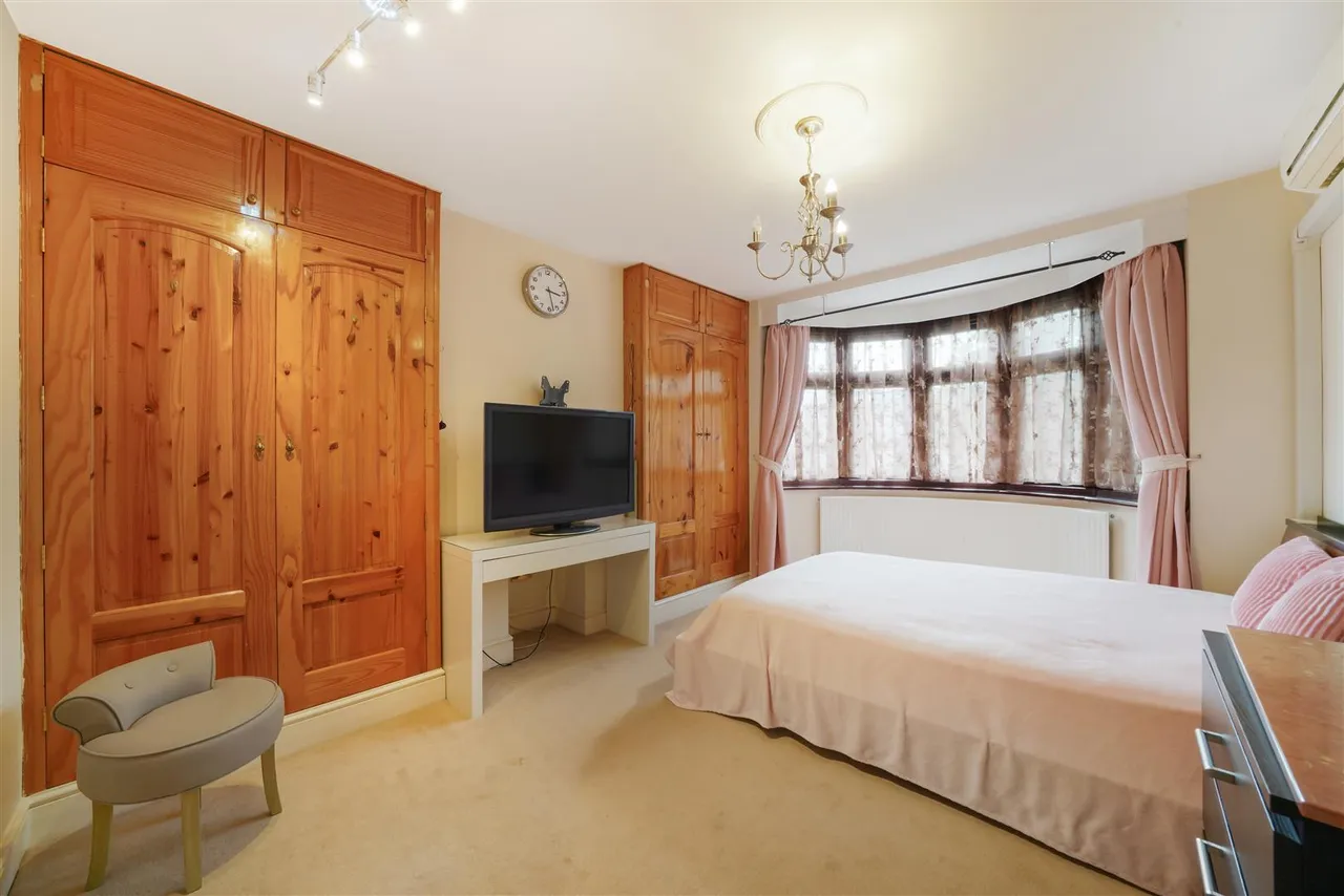 Greenford Road, Harrow, HA1, photo 6