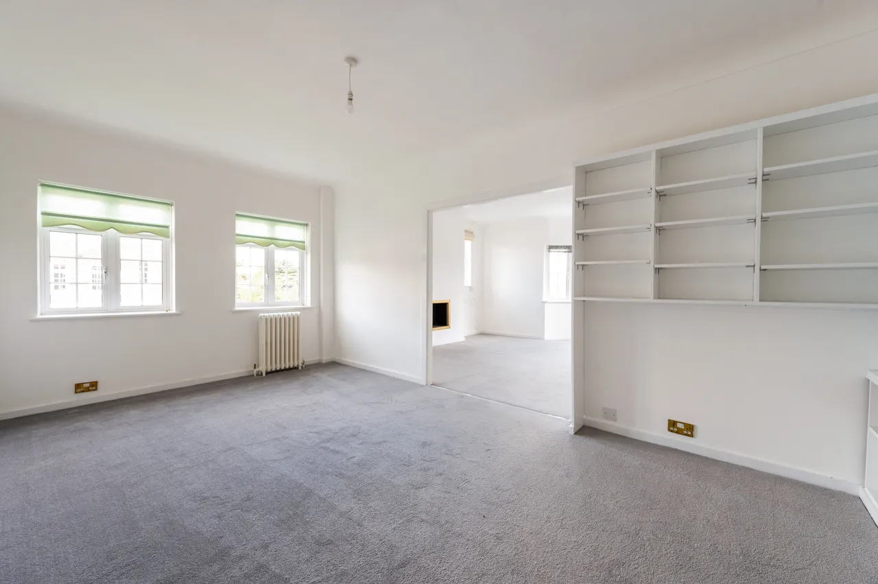 London, SW20, photo 12