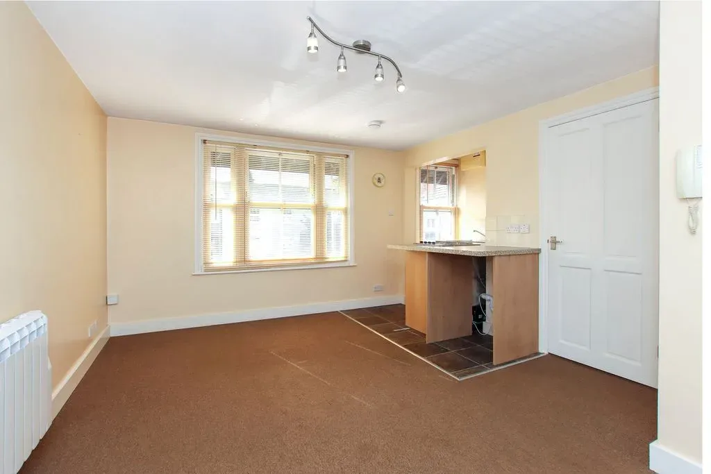 Western Road, Tring, Hertfordshire, HP23 4BB, photo 2